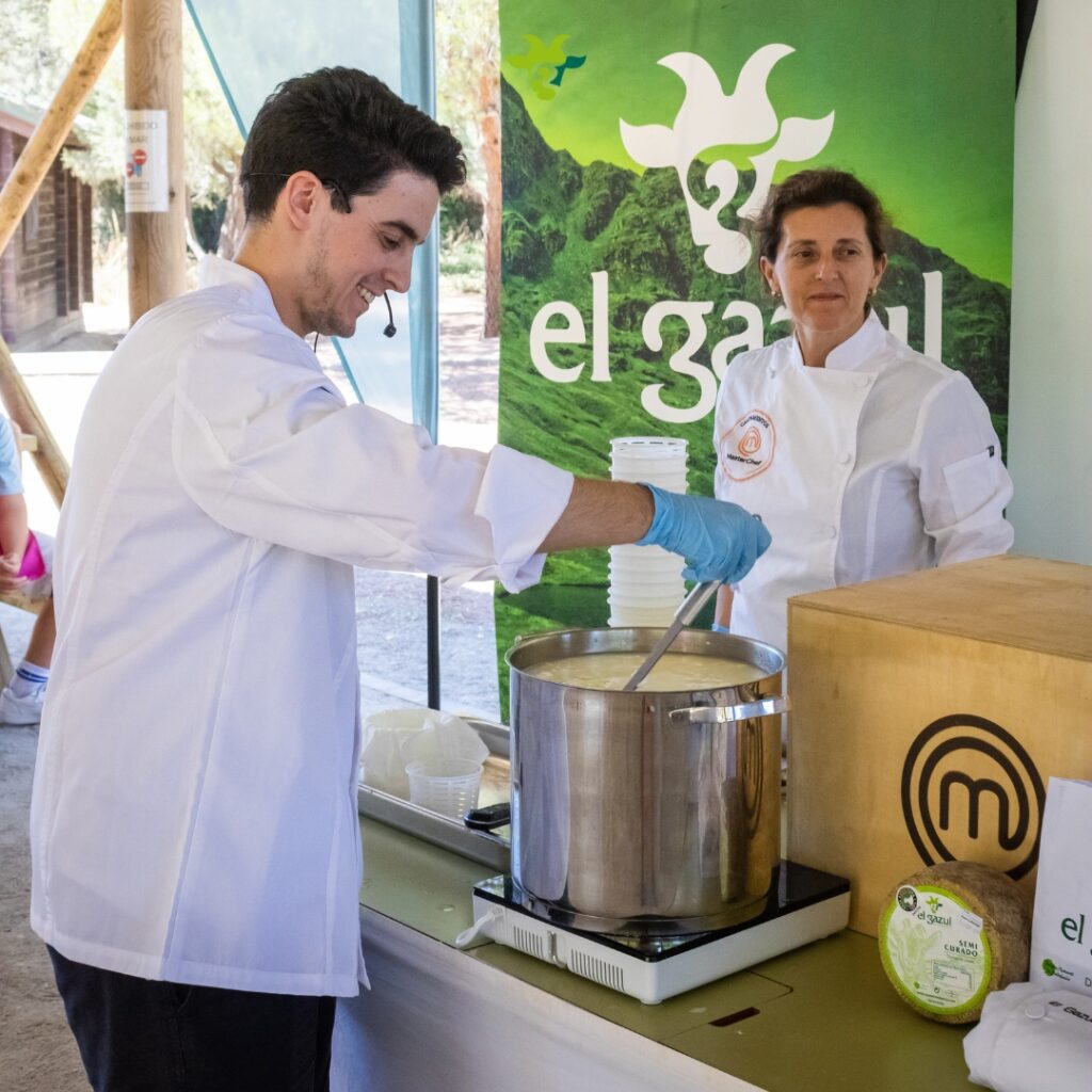 Un queso 100×100 Payoya en los Campamentos MasterChef